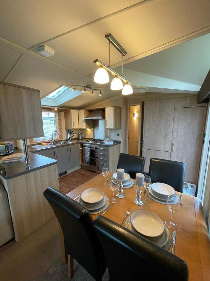 Millfields Holiday Park Инголдмелс Экстерьер фото